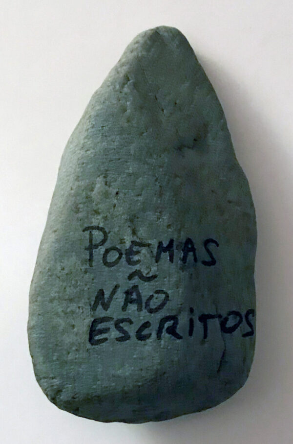 Poème non écrit Inscription sur pierre 10 x 5 cm